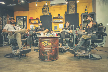 Usina Barbearia & Prótese Capilar