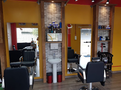 Miguelito Barbería Cubana